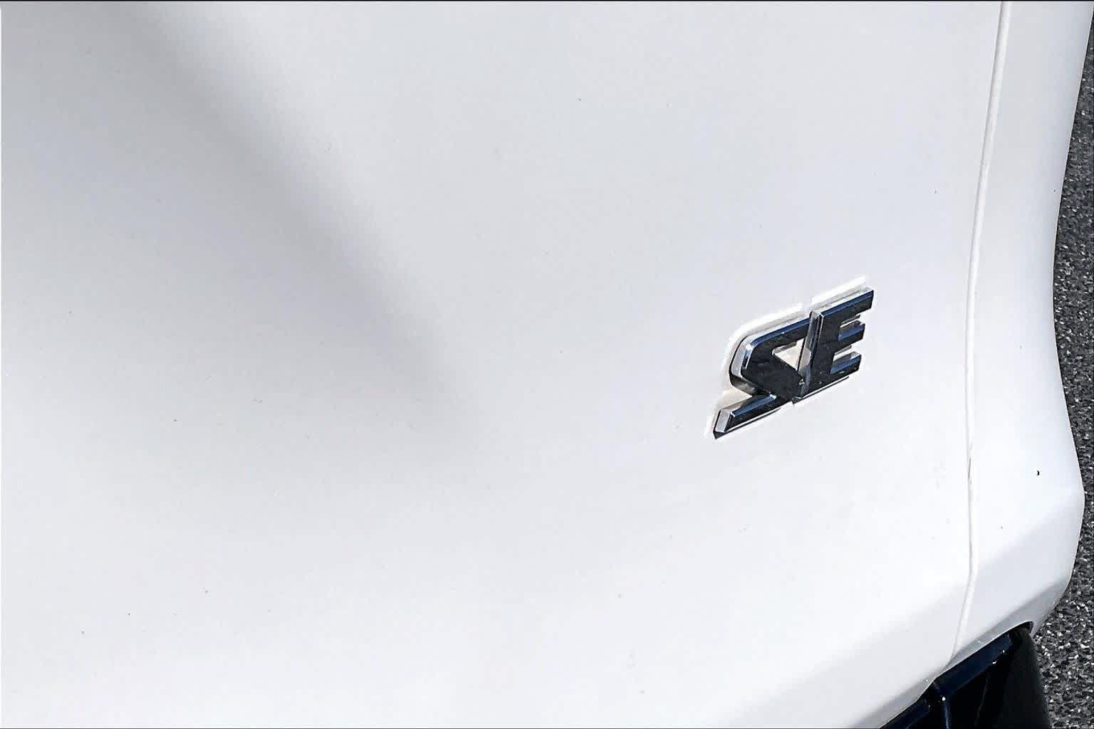 Used 2021 Toyota RAV4 SE w/ Weather & Moonroof Package AWD/4WD image 59