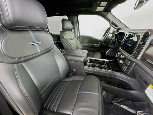 New 2026 Ford F450 Platinum w/ FX4 Off-Road Package image 29