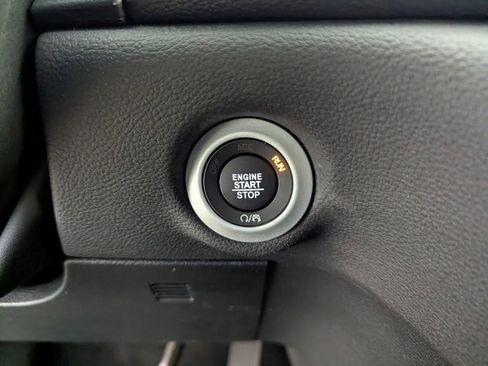 New 2026 Chrysler Pacifica Select w/ S Appearance Package image 22