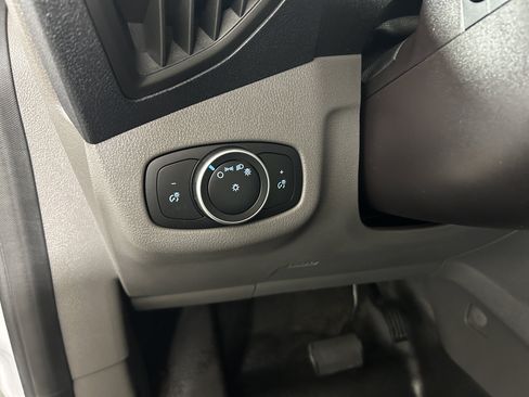 Used 2020 Ford Transit Connect XL FWD image 15