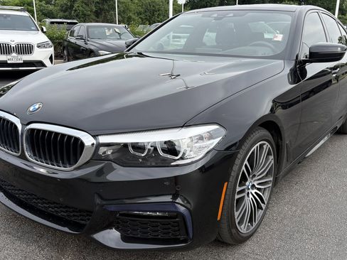 Used 2019 BMW 530i xDrive w/ M Sport Package AWD/4WD image 5