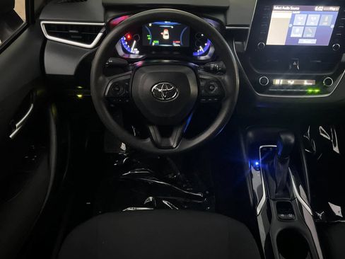 Used 2020 Toyota Corolla LE image 15
