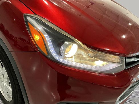 Used 2022 Chevrolet Trax LT w/ Driver Confidence Package AWD/4WD image 30