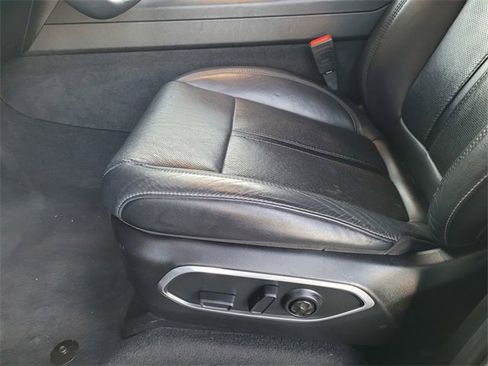 Used 2024 Jeep Wagoneer Series II w/ Flexible Seating Group image 15