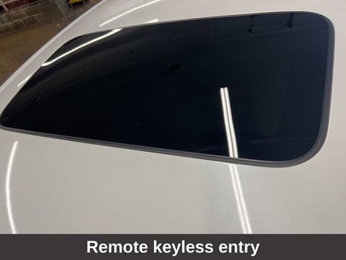 Used 2023 Honda Accord EX image 11