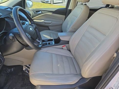 Used 2017 Ford Escape Titanium image 15