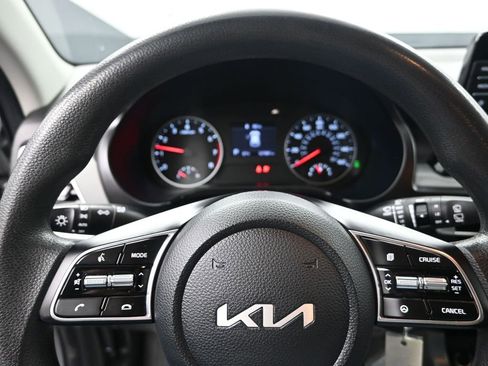 Used 2023 Kia Seltos LX image 15