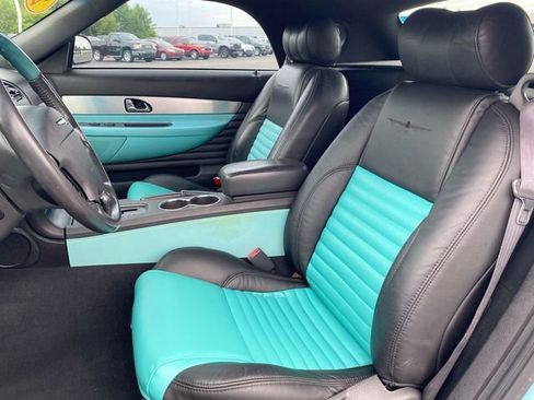 Used 2002 Ford Thunderbird image 16