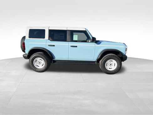 New 2025 Ford Bronco Heritage Edition image 6