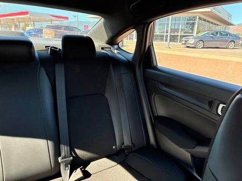 Used 2023 Honda Civic Sport image 20