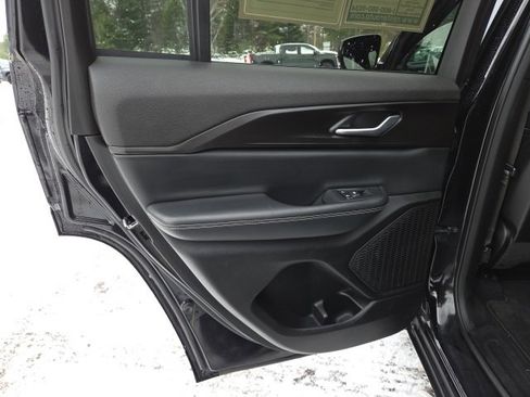 Used 2023 Jeep Grand Cherokee Altitude image 37