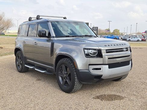 Used 2021 Land Rover Defender 110 SE image 7