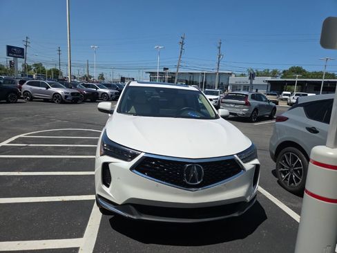 Used 2023 Acura RDX AWD w/ Technology Package image 2