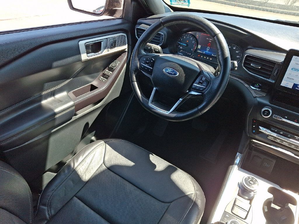 Used 2020 Ford Explorer Limited w/ Class III Trailer Tow Package AWD/4WD image 15