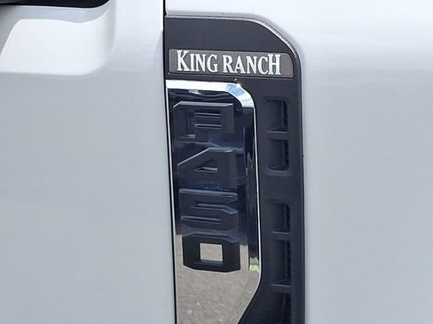Used 2025 Ford F450 King Ranch w/ FX4 Off-Road Package AWD/4WD image 31