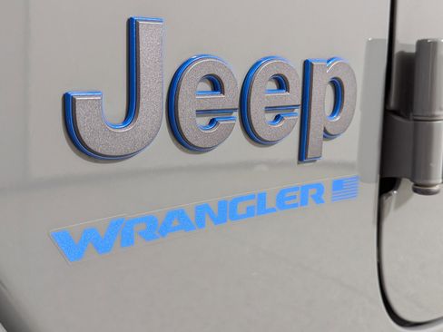 Used 2023 Jeep Wrangler Unlimited Rubicon 4xe w/ Safety Group image 30