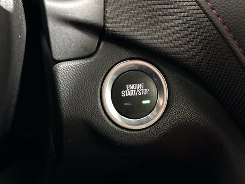 Certified 2023 Chevrolet Equinox RS FWD image 16