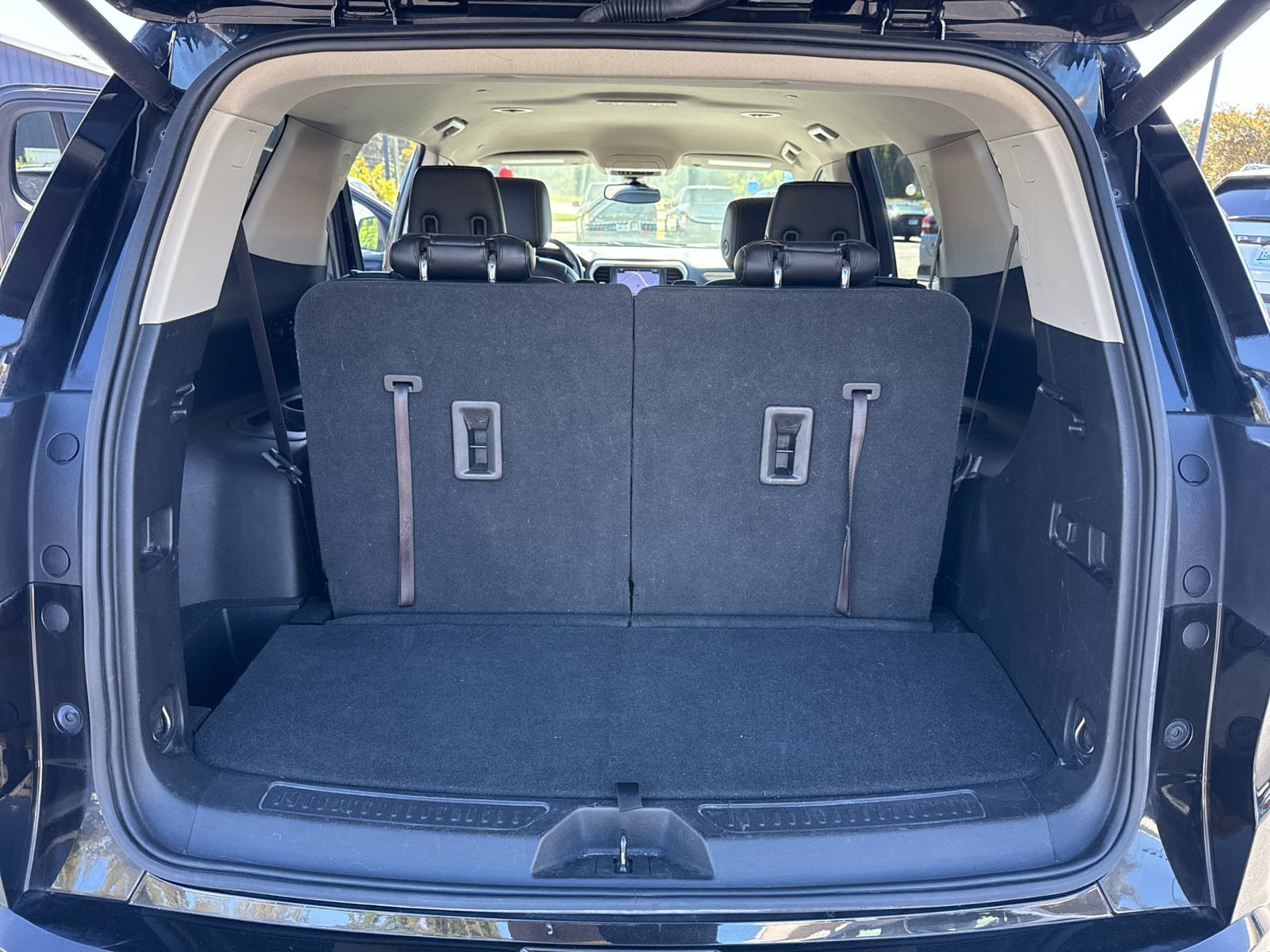 Used 2019 GMC Acadia Denali AWD/4WD image 29