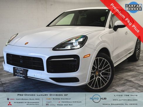 Used 2022 Porsche Cayenne Platinum Edition AWD/4WD image 1