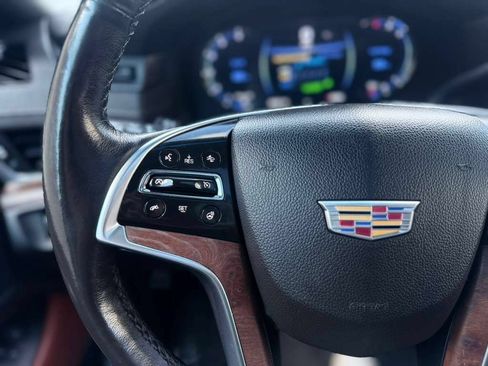 Used 2019 Cadillac Escalade Luxury AWD/4WD image 39