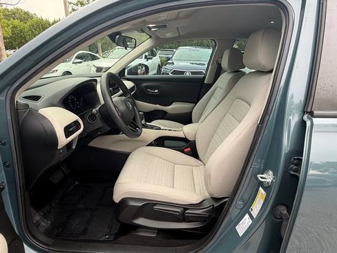Used 2023 Honda HR-V LX image 22