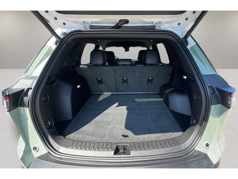 Certified 2025 Chevrolet Equinox LT w/ Convenience Package II AWD/4WD image 30