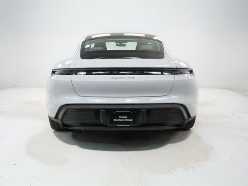 Used 2022 Porsche Taycan 4S w/ Premium Package image 11