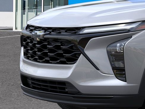 New 2026 Chevrolet Trax LT w/ Midnight Edition FWD image 13