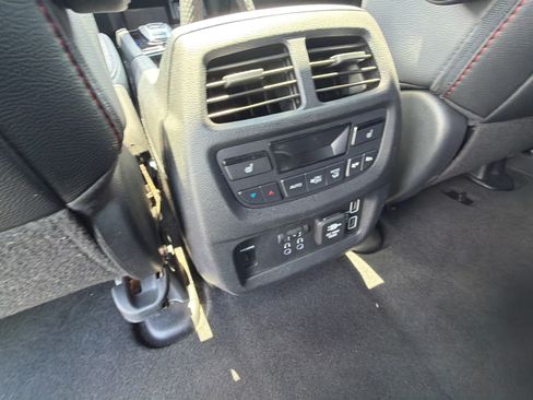 Used 2020 Honda Pilot Black Edition image 40