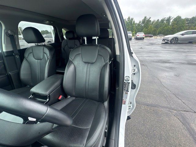 Used 2023 Kia Sorento SX AWD/4WD image 9