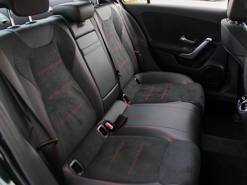 Used 2022 Mercedes-Benz A 220 image 23