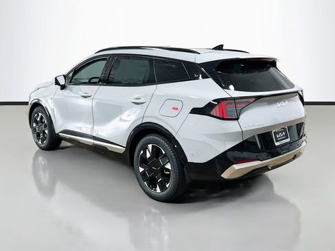 New 2026 Kia Sportage SX image 5