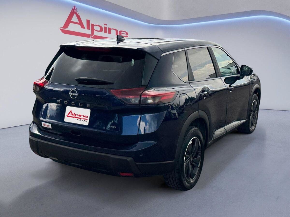 Certified 2025 Nissan Rogue SV AWD/4WD image 5
