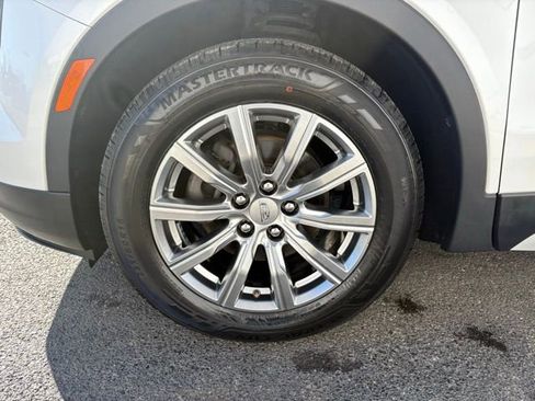 Used 2019 Cadillac XT4 Premium Luxury w/ Driver Awareness Package image 6