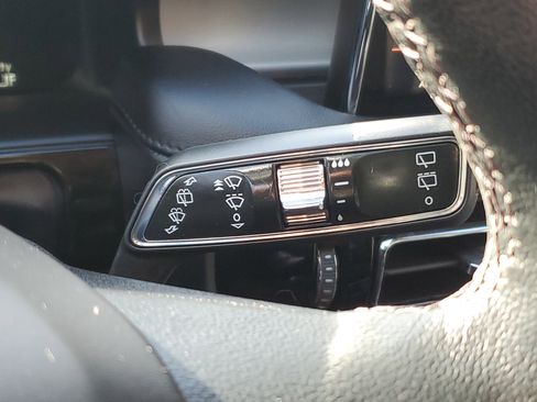 Used 2021 Lincoln Nautilus AWD image 15