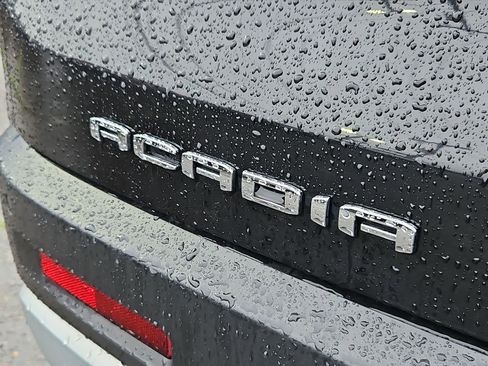 Used 2020 GMC Acadia SLE w/ Driver Convenience Package image 28