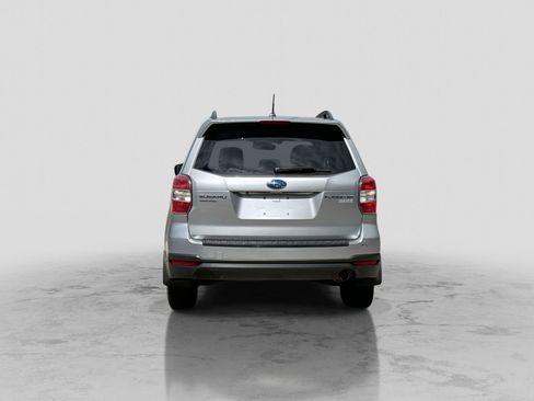 Used 2014 Subaru Forester 2.5i Touring AWD/4WD image 6