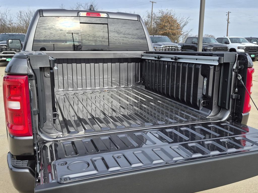 New 2026 RAM 1500 Laramie w/ Laramie Southwest Edition AWD/4WD image 10