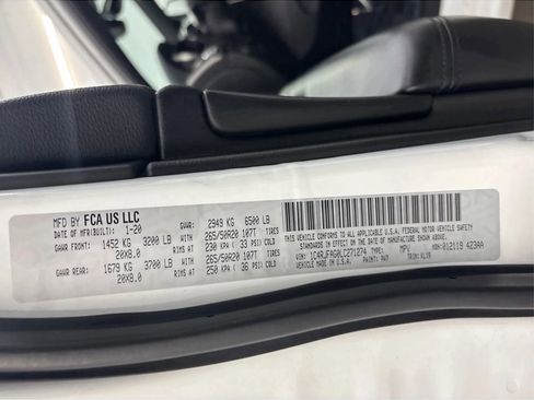 Used 2020 Jeep Grand Cherokee Altitude image 30