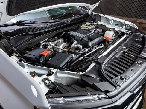 Used 2022 Chevrolet Silverado 1500 LT Trail Boss w/ Convenience Package II AWD/4WD image 39