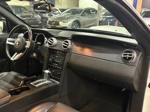 Used 2007 Ford Mustang GT image 24