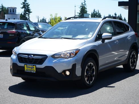 Used 2023 Subaru Crosstrek 2.0i Premium w/ Popular Package #4A image 8