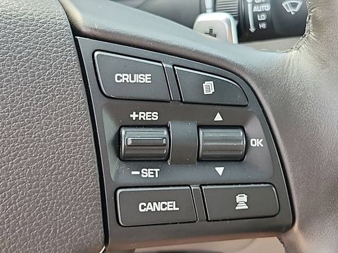 Used 2016 Hyundai Genesis 3.8 w/ Option Group 04 AWD/4WD image 23