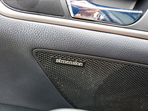 Used 2015 Hyundai Veloster w/ Option Group 03 image 15