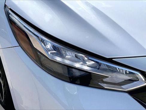 Used 2021 Nissan Sentra SR FWD image 28