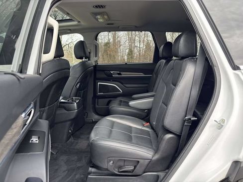Used 2020 Kia Telluride EX w/ EX Premium Package AWD/4WD image 24