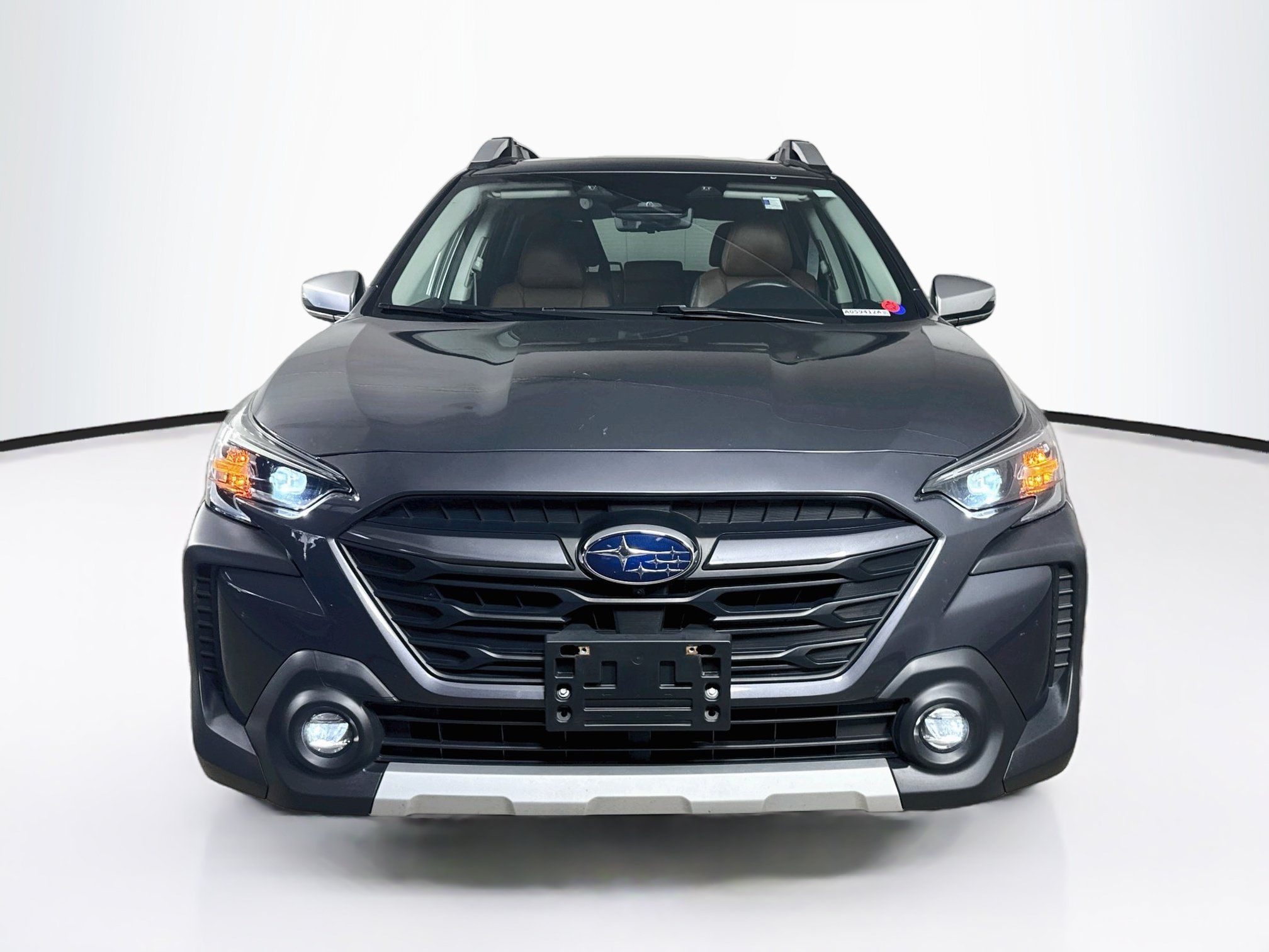 Used 2024 Subaru Outback Touring AWD/4WD image 3