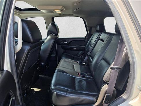 Used 2010 Chevrolet Tahoe LTZ AWD/4WD image 19