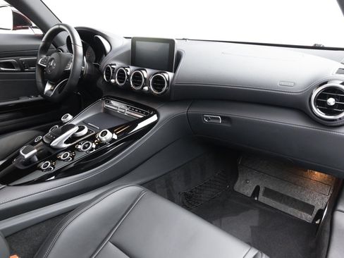 Used 2017 Mercedes-Benz AMG GT Coupe image 2