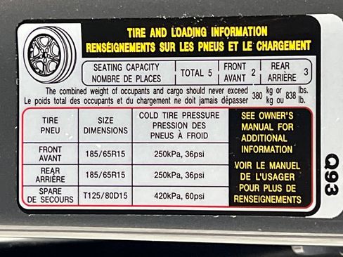 Used 2025 Hyundai Venue SE image 60